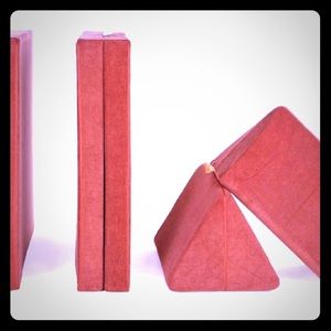 NUGGET COMFORT COUCH